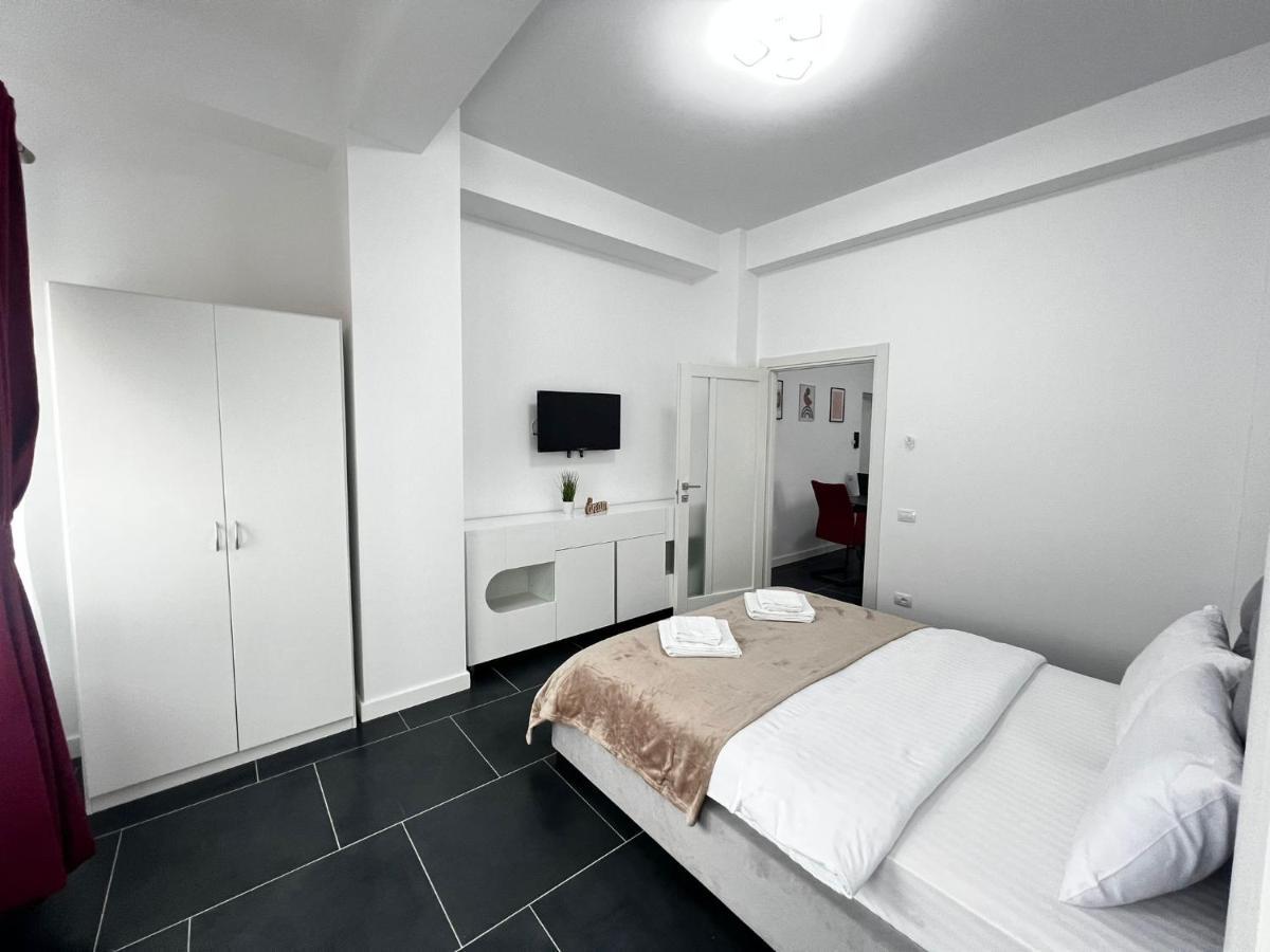 Luxury Cozy Apartments - City Center Suceava Exterior photo