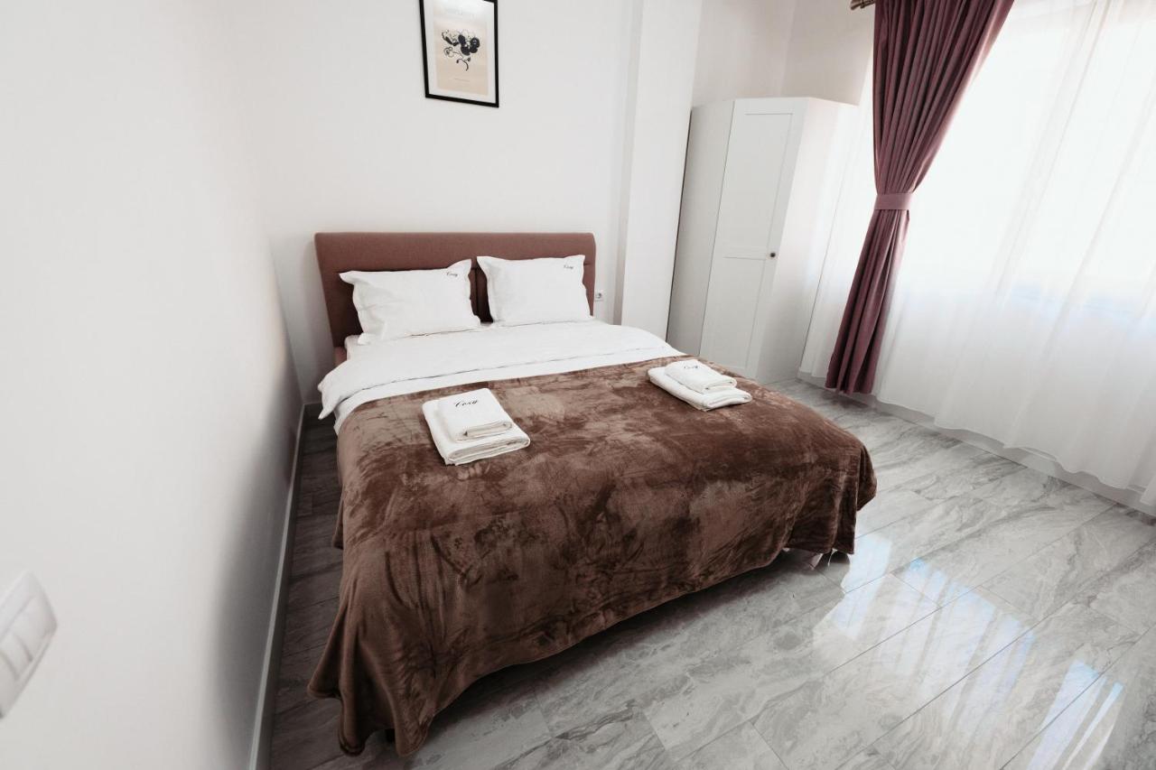 Luxury Cozy Apartments - City Center Suceava Exterior photo